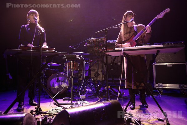 A TROIS SUR LA PLAGE - 2022-03-03 - PARIS - Cafe de la Danse - 